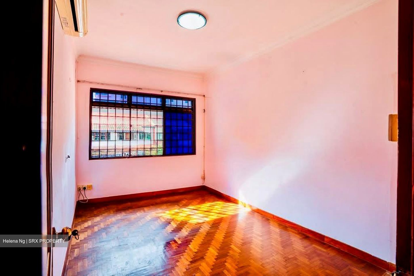 Lorong Stangee (D15), Terrace #560565751